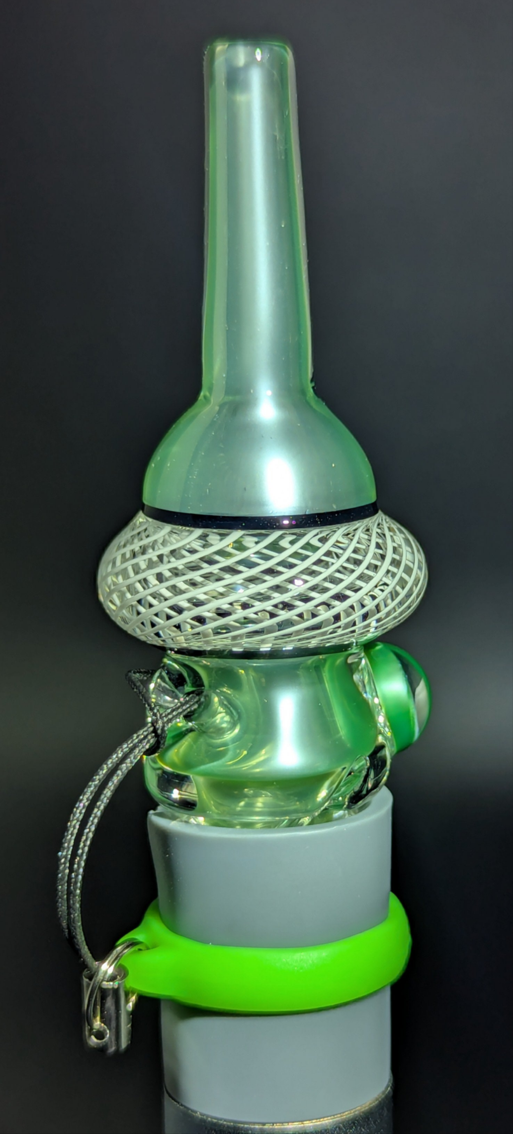 Burtoni pivot top