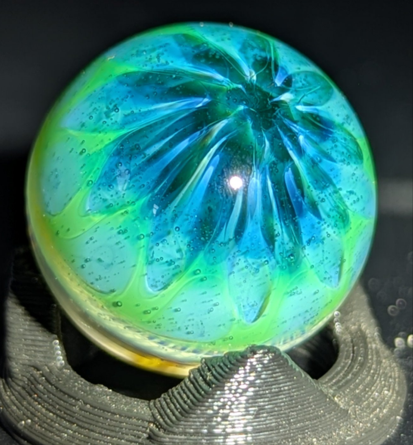 Solo mushroom marble