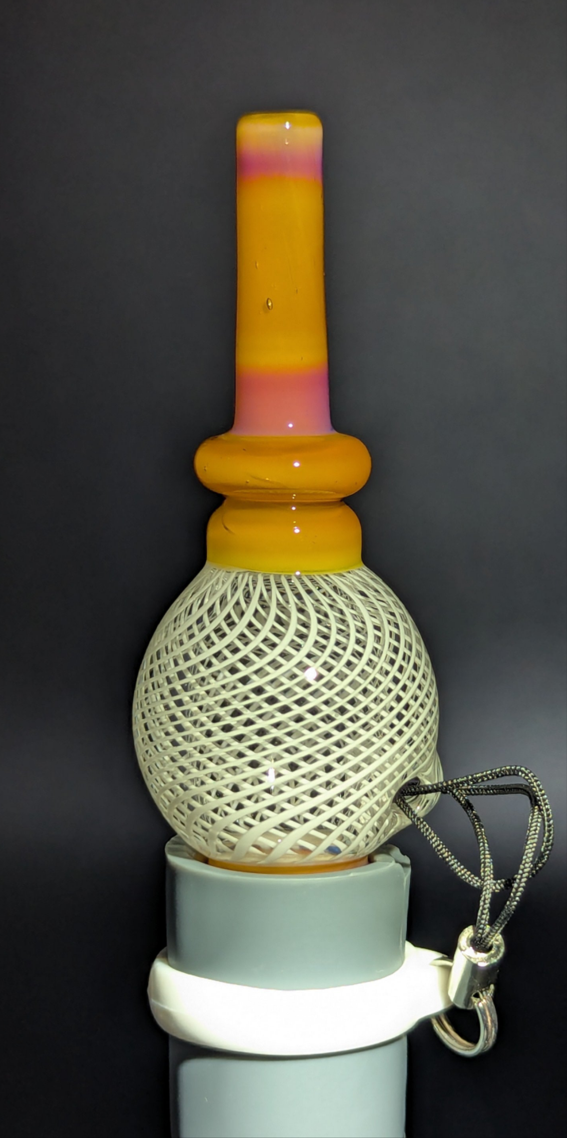 Burtoni pivot top