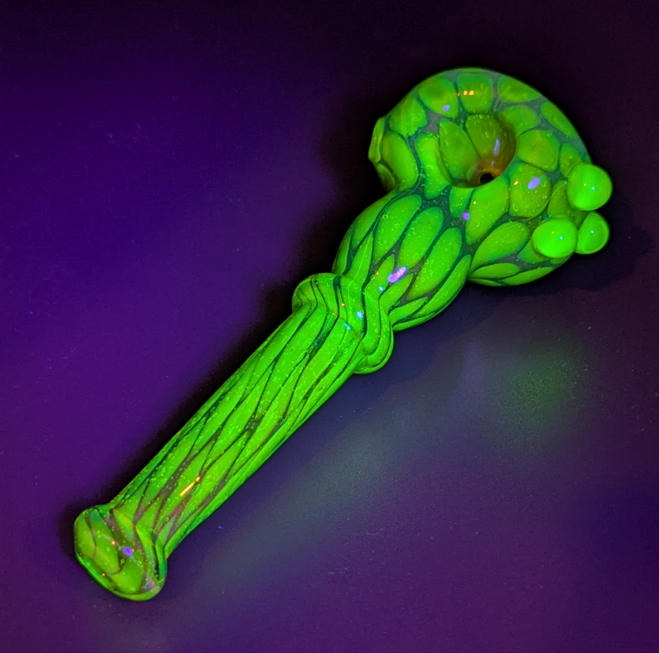 Ion/satin cluster spoon