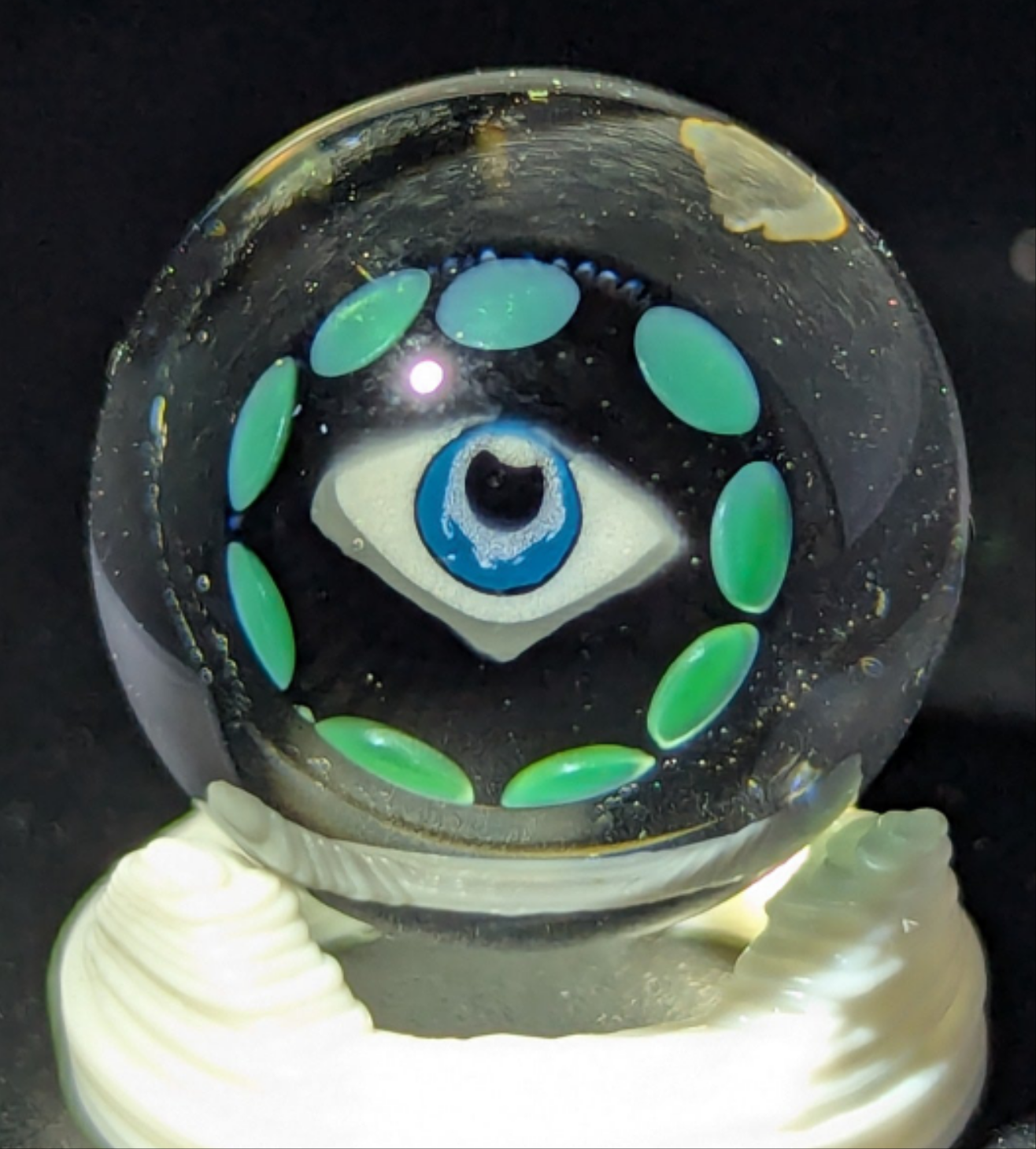 Moo glass mushroom