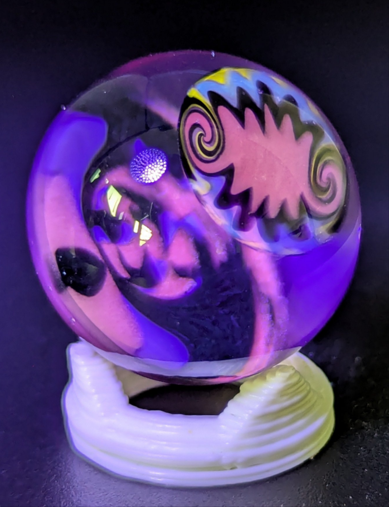 UV linework wigwag marble