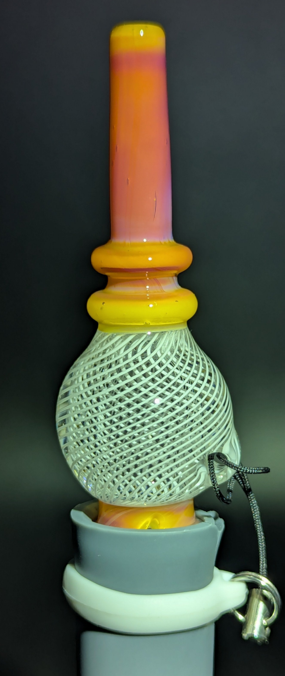 Burtoni pivot top