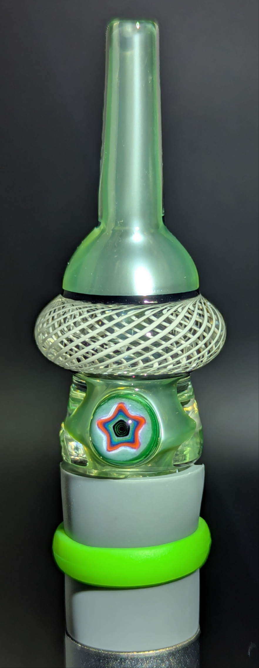 Burtoni pivot top