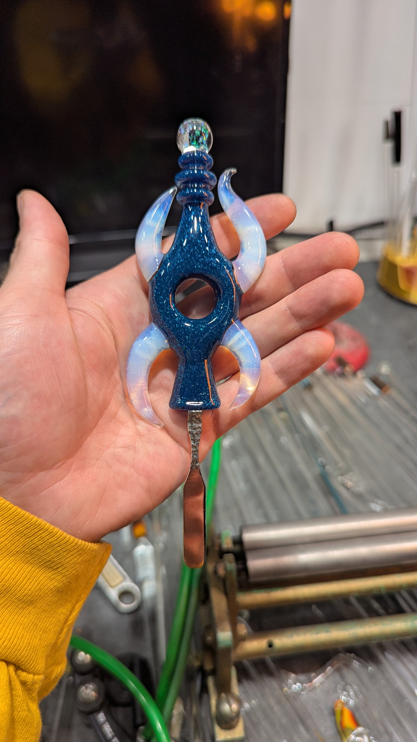 Dabber Collab with McDaniel knives