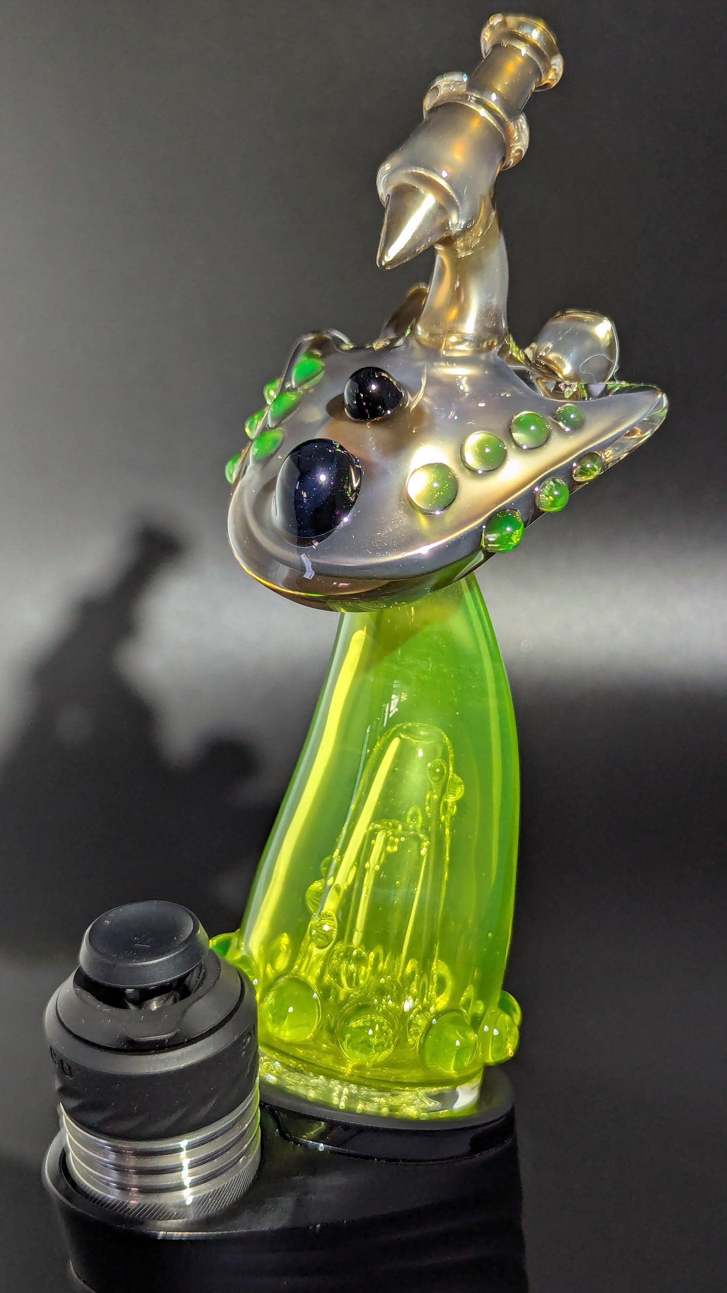 UAP Puffco peak top