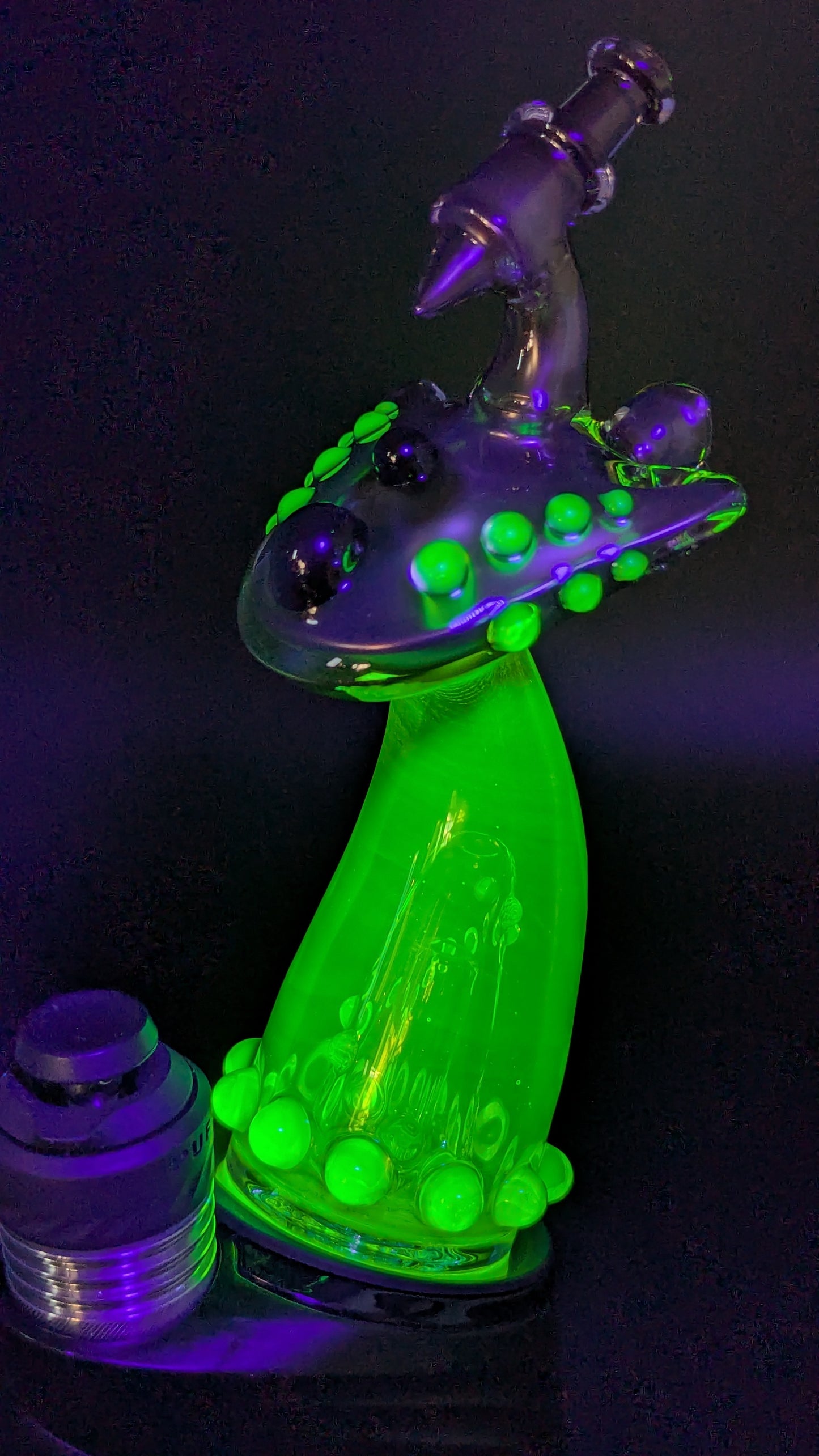 UAP Puffco peak top
