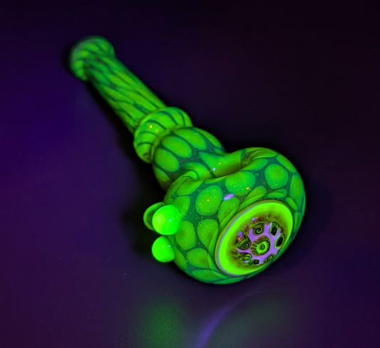 Ion/satin cluster spoon